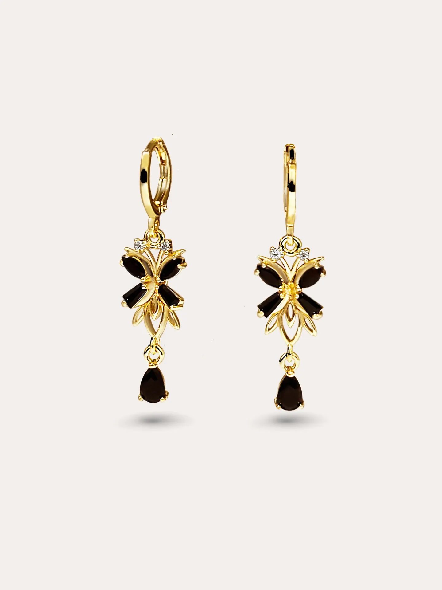 ARETES HUGGIES COLGANTES BAÑO ORO