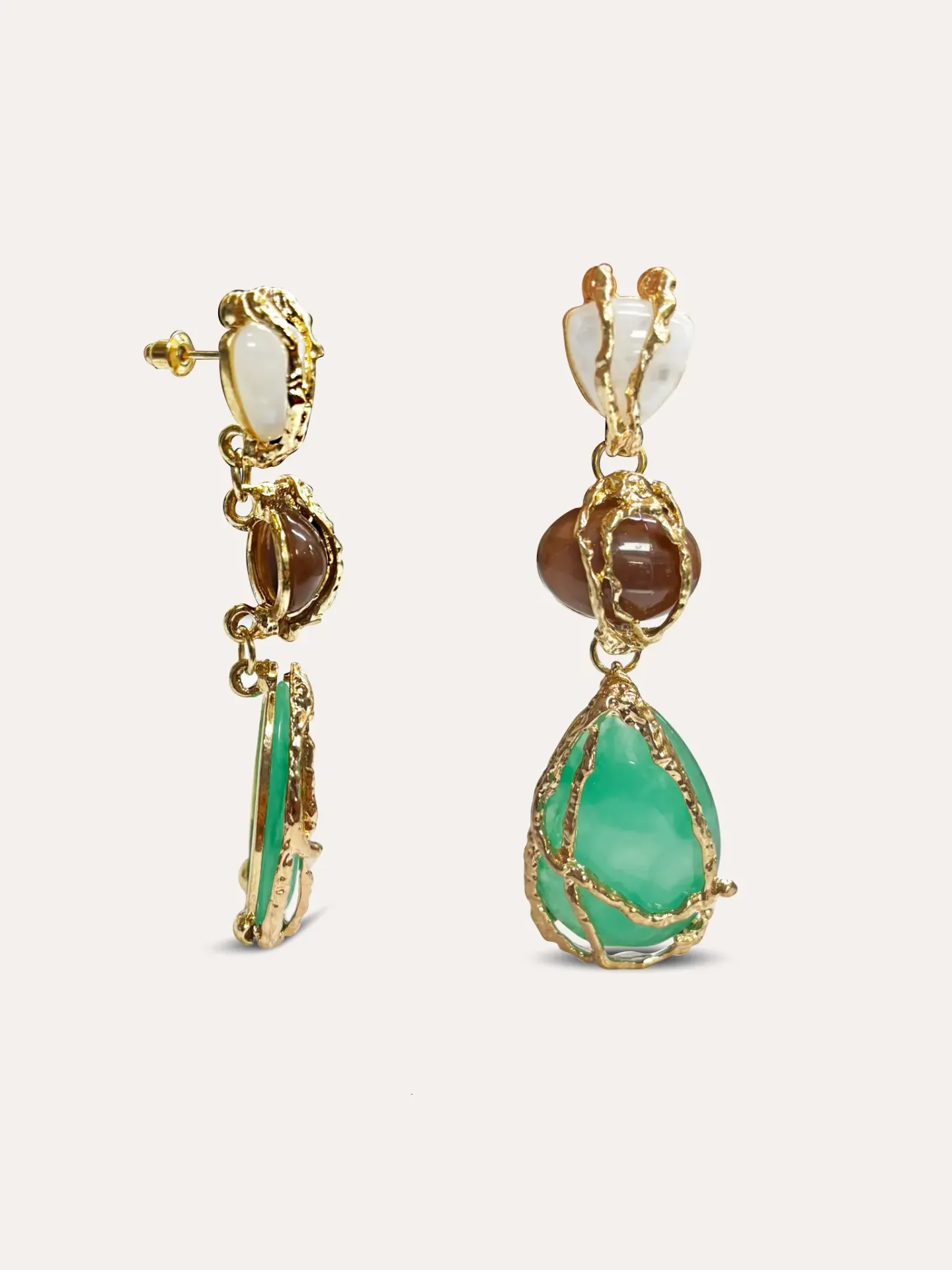 [340732] ARETES PIEDRA NATURAL BAÑO ORO