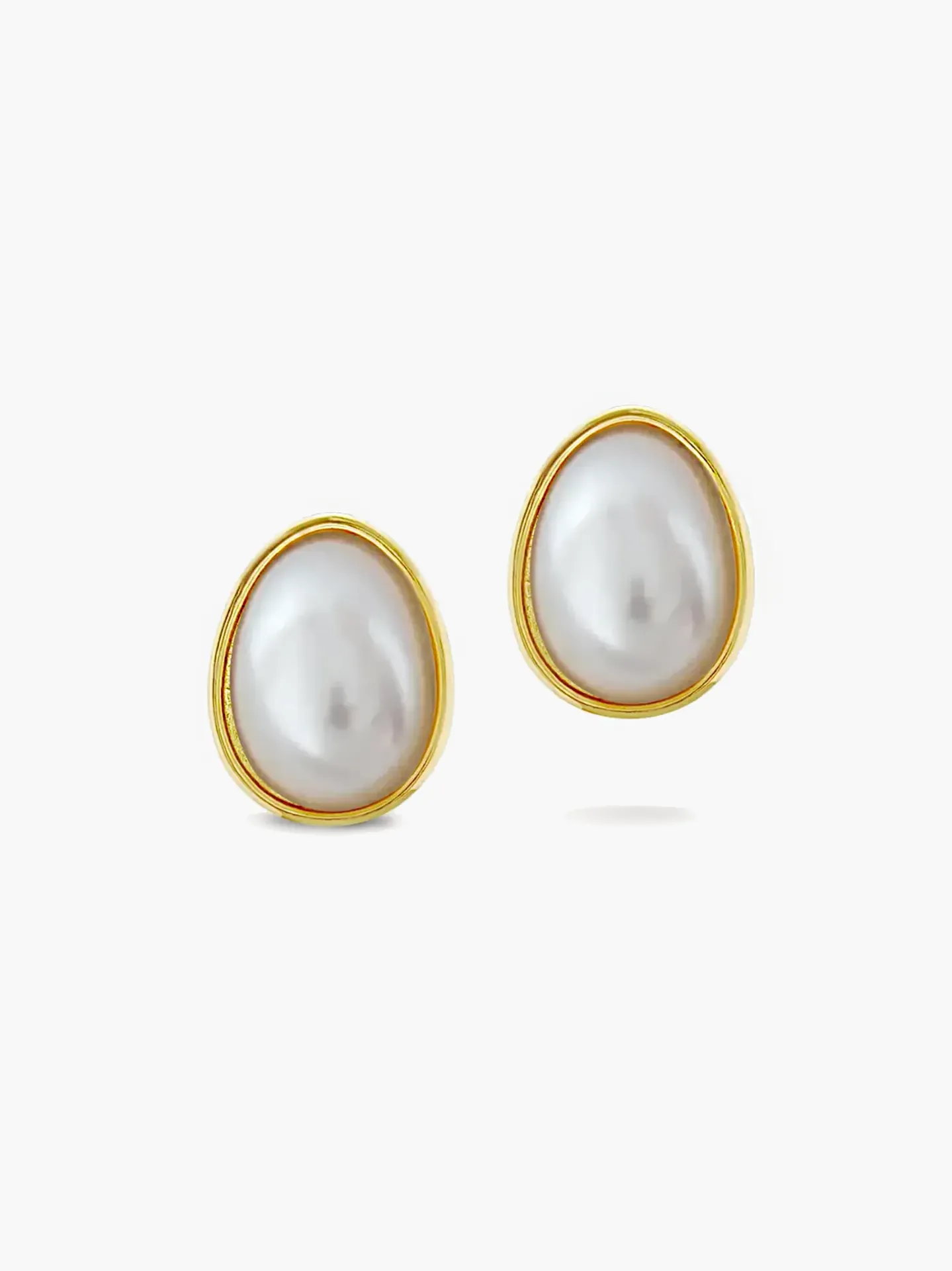[460070] ARETES PERLA BAÑO ORO