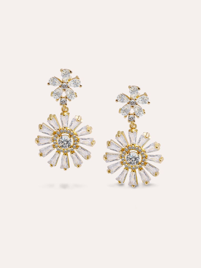 [460080] ARETES FLOR ZIRCONIAS BAÑO ORO