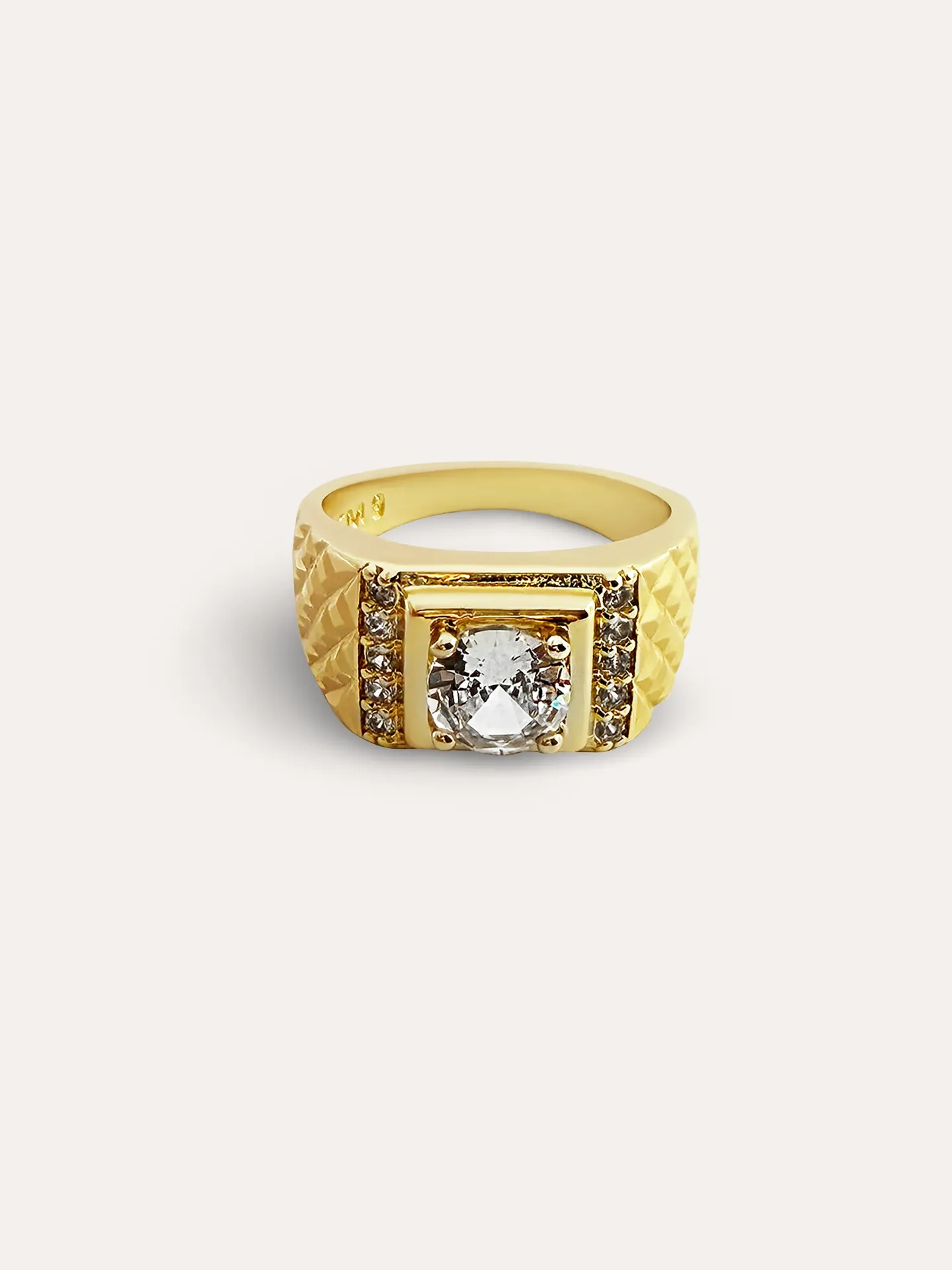 [54690] ANILLO FACETADO ZIRCONIAS BAÑO ORO (8)